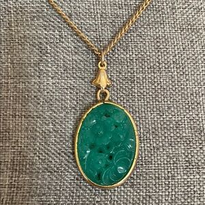 Vintage Gold and Green Faux Carved Jade Pendant Necklace